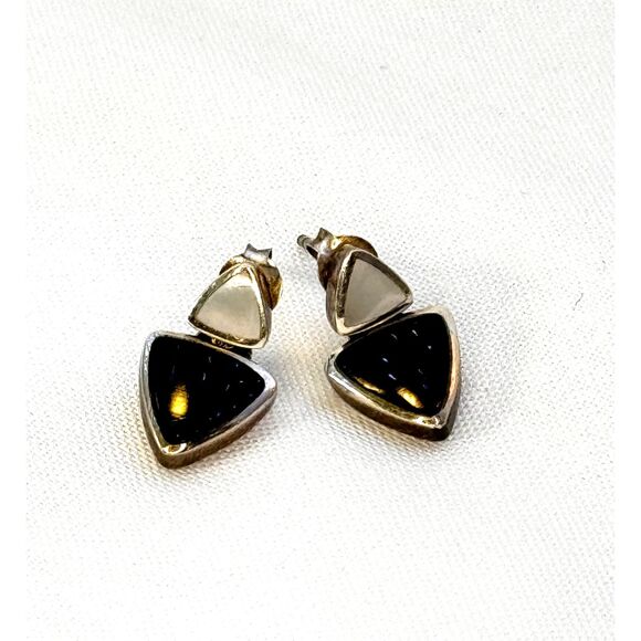 Vintage Onyx & Mother of Pearl Dangle Earrings - Picture 2 of 4